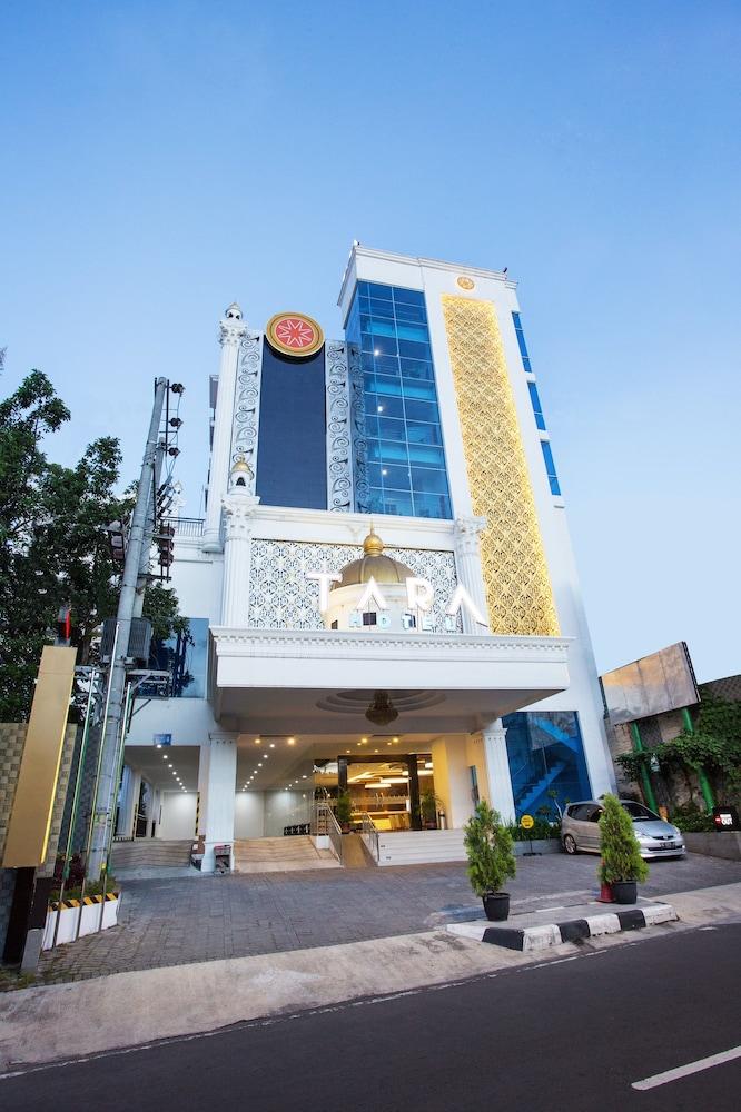 Tara Hotel Yogyakarta Tugu Exterior photo